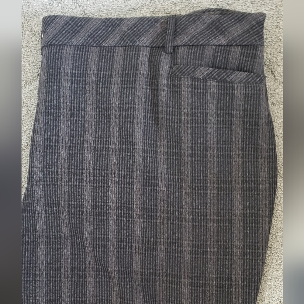 Gray Plaid trouser slacks by  Avenue only worn once.